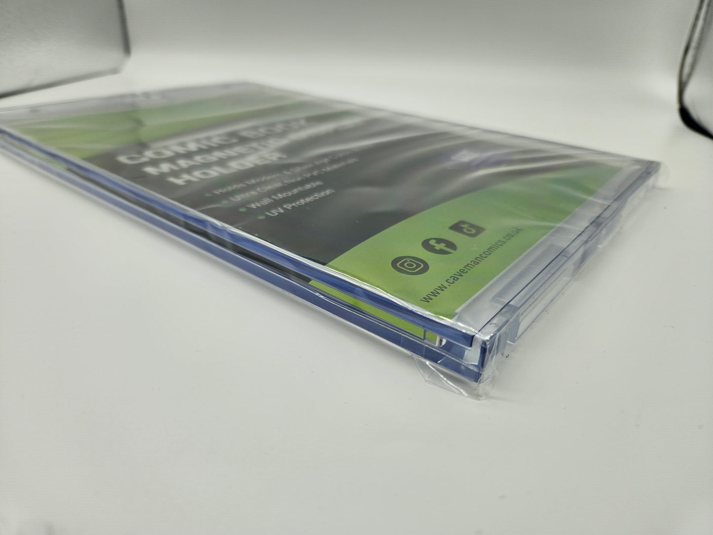 1 x UV-Protected Magnetic Comic Holder: Acid Free, Wall Mountable