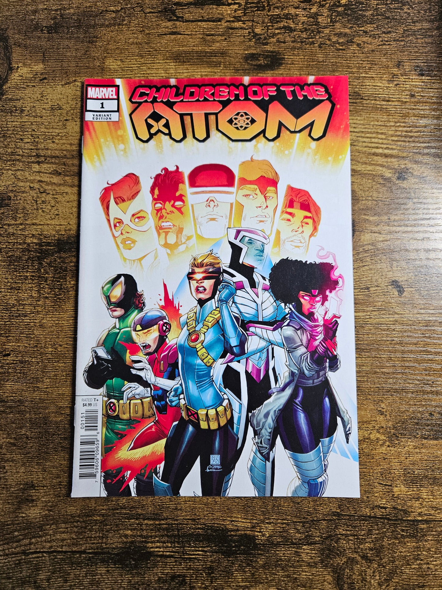 Children Of The Atom #1: 1:25 Bernard Chang Cover (2021)