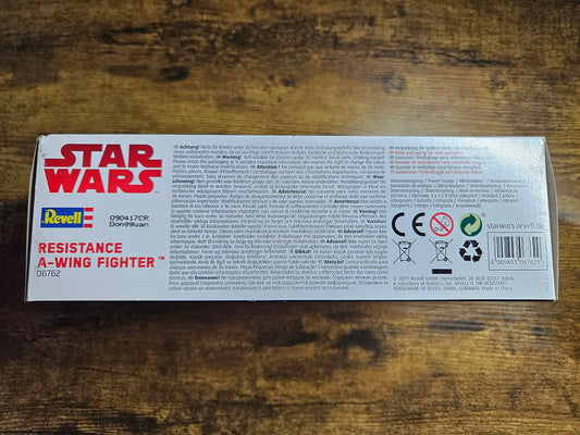 Star Wars: Resistance A-Wing Fighter: 06762, Build & Play Kit, Lights & Sound