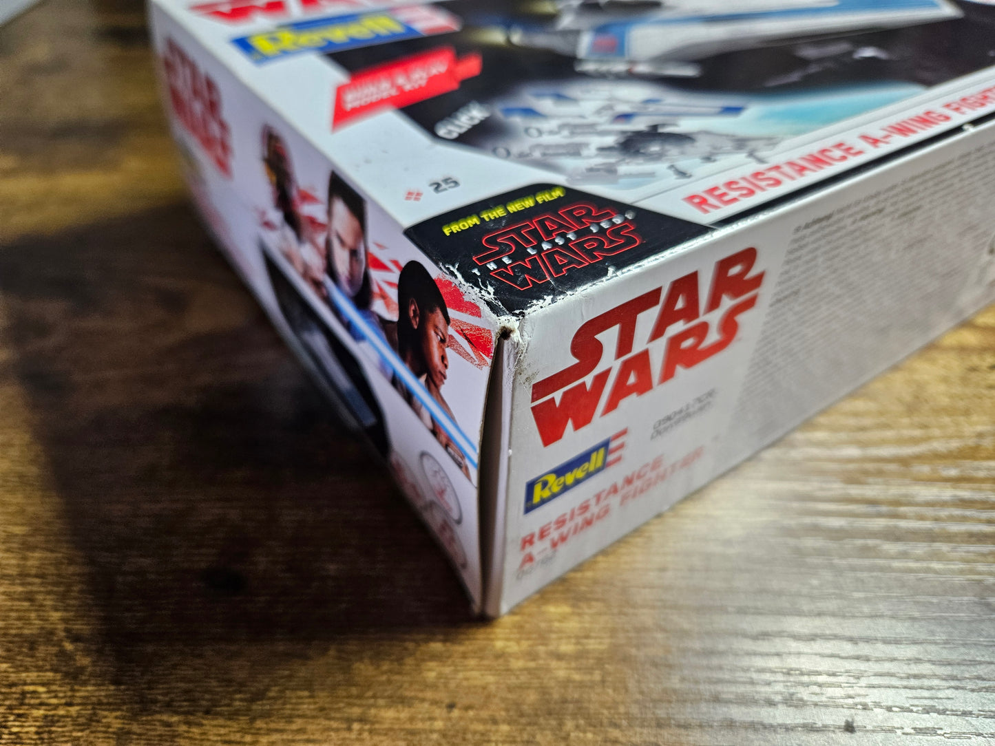 Star Wars: Resistance A-Wing Fighter: 06762, Build & Play Kit, Lights & Sound